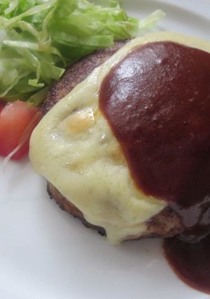 うちのチーズハンバーグ-レシピのメイン写真