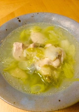 鶏肉のシンプルスープ-レシピのメイン写真