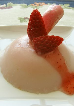 さくら色の豆乳ブラマンジェ-レシピのメイン写真