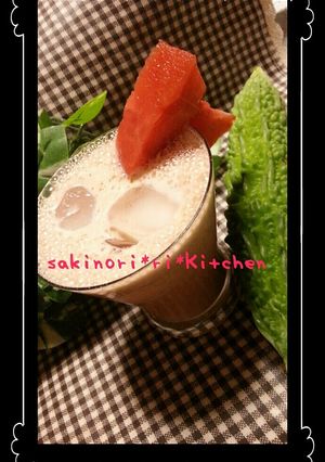 スイカとゴーヤの豆乳スムージー-レシピのメイン写真