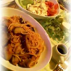 รูปของ 茄子のガーリックトマトパスタ