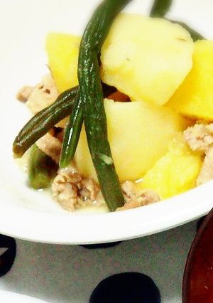 鶏がらスープと塩麹の肉じゃが-レシピのメイン写真