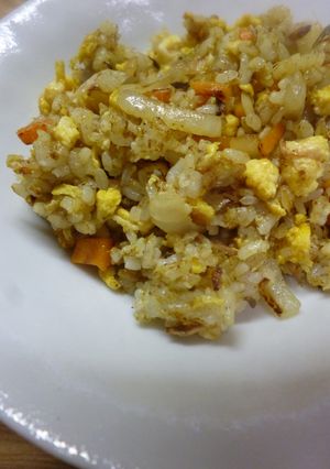 ノルウェー塩サバそぼろ入り・カレー炒飯-レシピのメイン写真