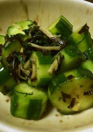 簡単にできちゃう♪胡瓜と塩昆布のお漬物-レシピのメイン写真