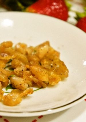 あっという間！鶏皮でカリッと簡単おつまみ-レシピのメイン写真