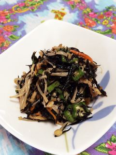 夏野菜で、ネバネバひじき煮-レシピのメイン写真