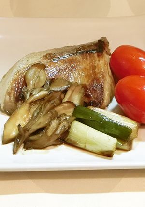 ぶりと長葱とまいたけのバルサミコ酢炒め-レシピのメイン写真