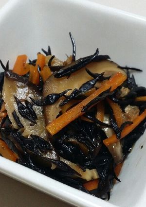 家のひじきの煮物♪-レシピのメイン写真