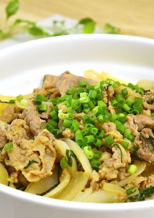 紫蘇香る☆豚小間と玉ねぎのマヨ味噌炒め♪-レシピのメイン写真