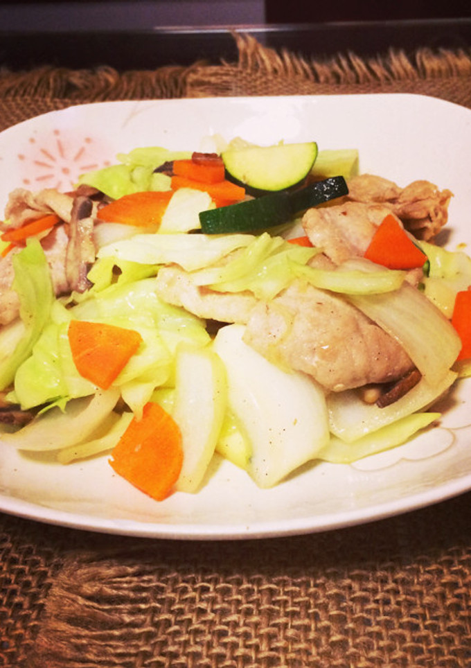 時短！簡単！豚肉とにんにくの夏野菜炒め♡-レシピのメイン写真
