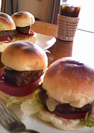 おうちでハンバーガー♪チーズバーガー-レシピのメイン写真