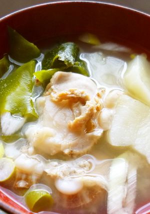 磯の香りたっぷりほたてとわかめのお味噌汁-レシピのメイン写真