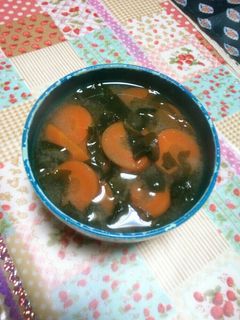 人参わかめの味噌汁-レシピのメイン写真