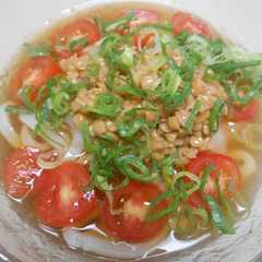 A picture of 冷水うどんで冷やしおろし納豆うどん.