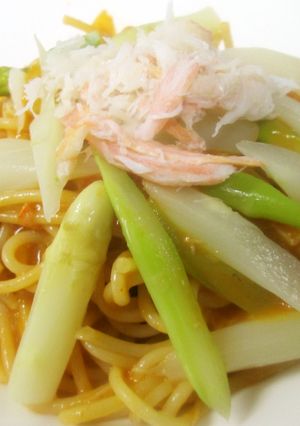 簡単で豪華なアスパラと蟹のパスタ-レシピのメイン写真