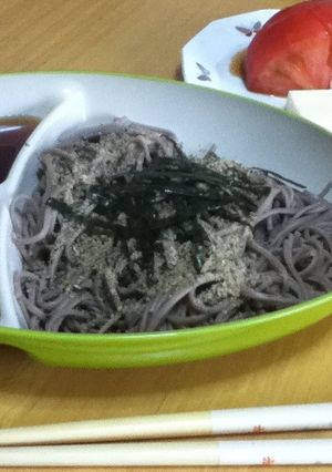 やってみた‼お蕎麦にきな粉をかけてみた☆-レシピのメイン写真