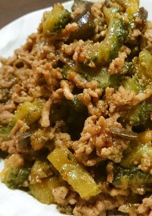 焼き肉のたれで夏野菜の肉味噌風♪-レシピのメイン写真