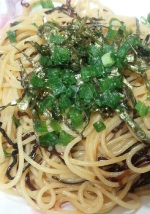 簡単!塩昆布のガーリックパスタ♡-レシピのメイン写真
