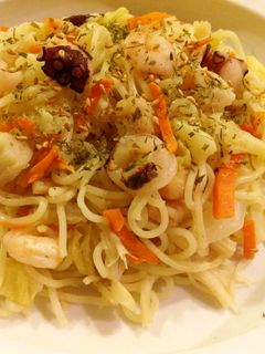 旨味たっぷり☆簡単シーフード塩焼きそば-レシピのメイン写真