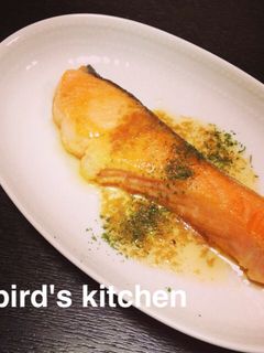 鮭のムニエル~レモンバター風味~-レシピのメイン写真