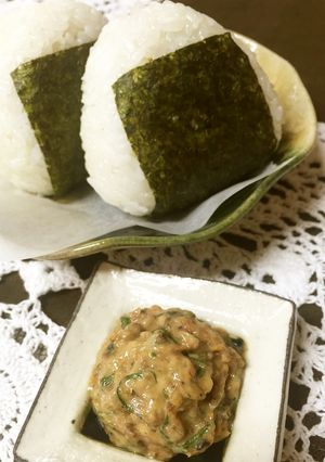 サンマ缶で大人のおにぎり②(◔‿ ◔☆ミ-レシピのメイン写真
