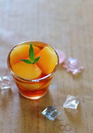 紅茶ゼリーと生桃-レシピのメイン写真