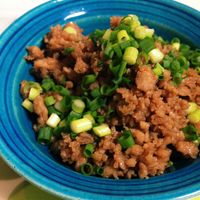 基本からアレンジまで！思わずつくりたくなる「マグロそぼろ」のレシピ