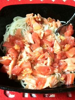 イタリア風トマトと鮭の冷製そうめん-レシピのメイン写真