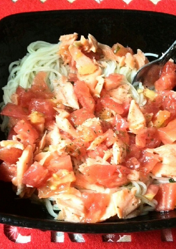 イタリア風トマトと鮭の冷製そうめん-レシピのメイン写真