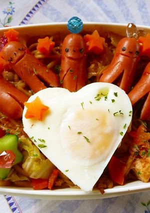 ウイニー星なかよしソーセー人のやきそば弁-レシピのメイン写真