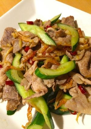 塩レモンでエスニック風☆豚肉と胡瓜の炒め-レシピのメイン写真