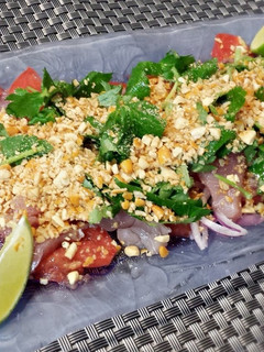 マグロとトマトのザクザクエスニックサラダ-レシピのメイン写真
