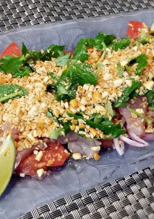 マグロとトマトのザクザクエスニックサラダ-レシピのメイン写真