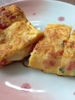 塩トマトでイタリアン風卵焼き♡-レシピのメイン写真