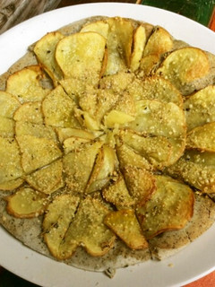 ヘンプde ローズマリーポテトピザ-レシピのメイン写真