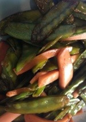 さやえんどうとソーセージ炒め-レシピのメイン写真