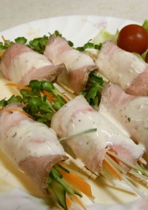 ローストポークの野菜巻き・山葵マヨソース-レシピのメイン写真
