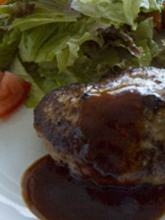 肉汁ジュワ~ お母さんが作ったハンバーグ-レシピのメイン写真