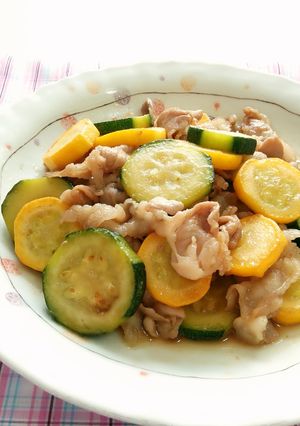 夏バテ解消！ズッキーニと豚の甘酢炒め-レシピのメイン写真