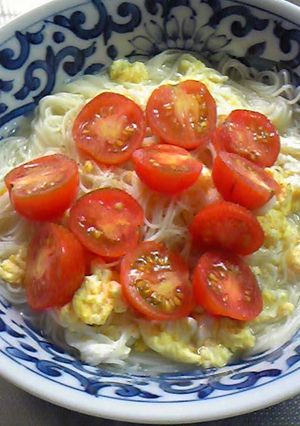 簡単♪卵とトマトのにゅうめん-レシピのメイン写真