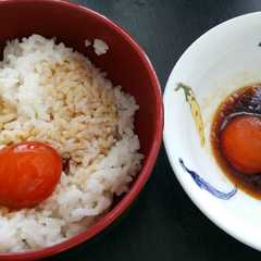 รูปของ 卵黄の醤油漬け