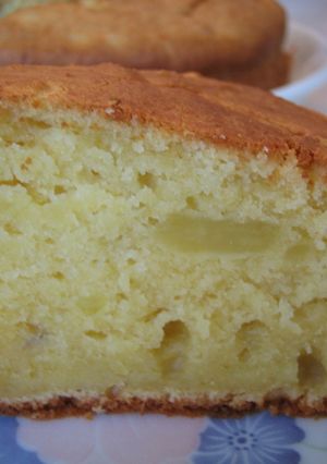 ふんわりしっとり高野豆腐入りおさつケーキ-レシピのメイン写真