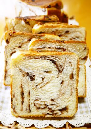 憧れのマーブル模様★あん食パン～HB生地-レシピのメイン写真
