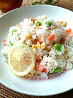 ランチお弁当に☆枝豆コーン鮭の混ぜピラフ-レシピのメイン写真