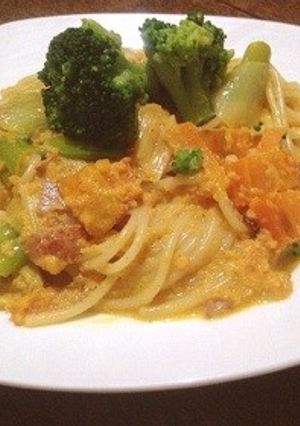 黄色いクリームパスタ-レシピのメイン写真