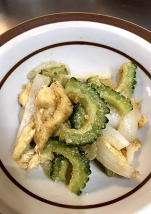 苦くない♪ゴーヤと油揚げの甘味噌炒め-レシピのメイン写真