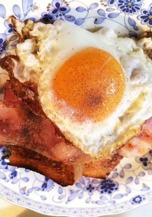 朝食に♡簡単ベーコンエッグトースト-レシピのメイン写真