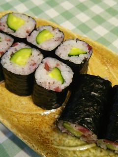 暑い日夏バテ!きゅうり×梅かっぱ細巻き♪-レシピのメイン写真