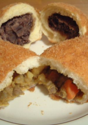 HBで生地作り☆カレーパンとアンドーナツ-レシピのメイン写真