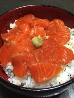 サーモンの漬け丼-レシピのメイン写真